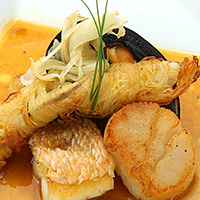 本日の鮮魚のスープ仕立て