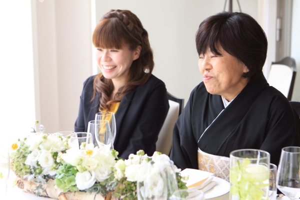 家族だけで結婚式