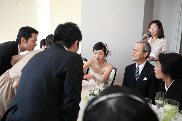 家族だけで結婚式
