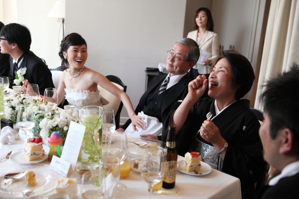 家族だけで結婚式