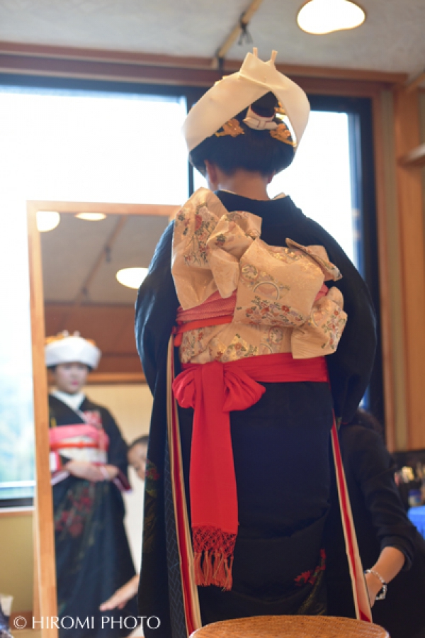 家族集合！温泉旅館で祝言