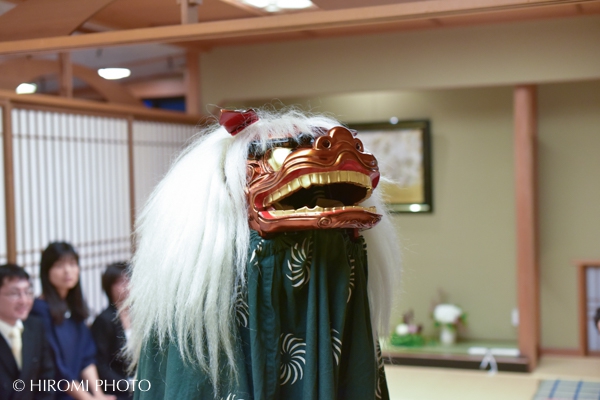 家族集合！温泉旅館で祝言