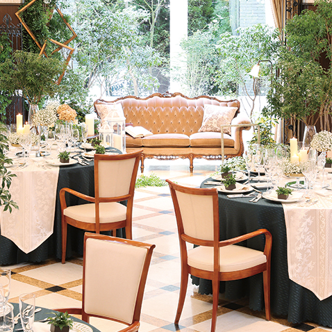 緑に囲まれてリラックスできる空間 フォトジェニックなコーデ。